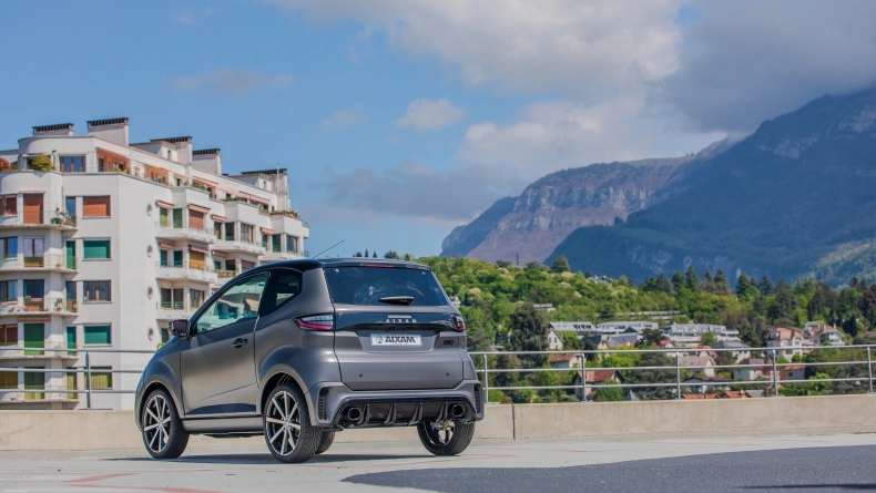 Aixam mopedaut&oacute;k City CITGTO_34AR_MAT_JPG.jpg