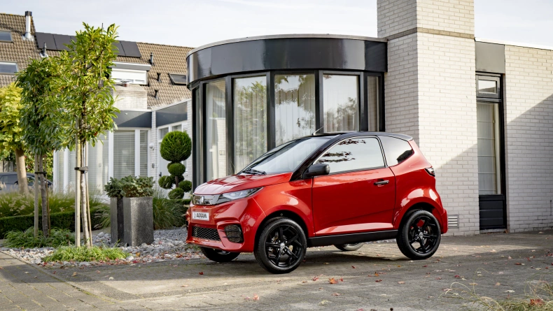 Aixam mopedautók e City 1.jpg