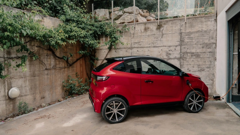 Aixam mopedaut&oacute;k e Coup&eacute; 1.jpg