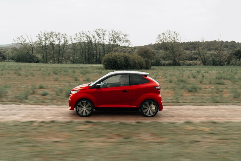 Aixam mopedaut&oacute;k e Coup&eacute; SITU_ECOUPG_RED_PNG (20).jpg